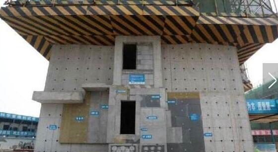 �����≦�����ݗU���������